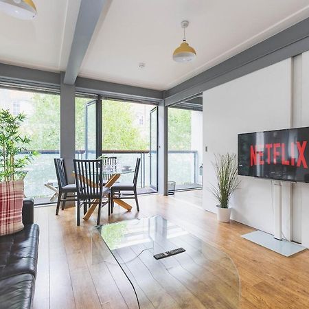 2Bed Stratford Apt With Easy Access To Central London, O2, Excel, Parking Nearby Екстериор снимка