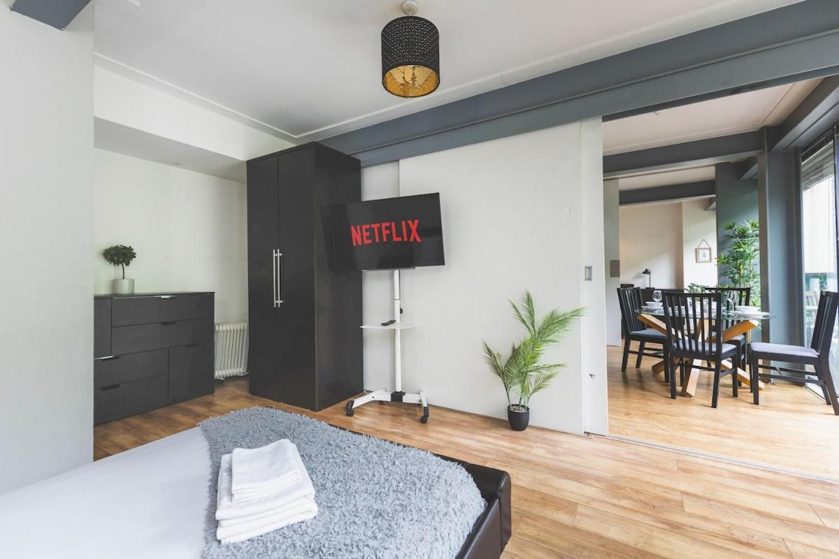 2Bed Stratford Apt With Easy Access To Central London, O2, Excel, Parking Nearby Екстериор снимка