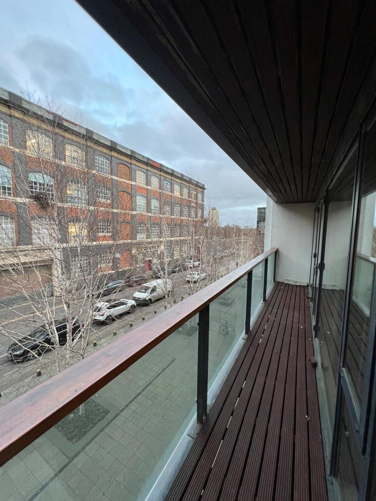 2Bed Stratford Apt With Easy Access To Central London, O2, Excel, Parking Nearby Екстериор снимка