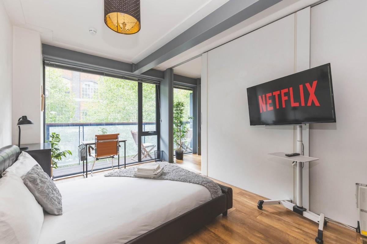 2Bed Stratford Apt With Easy Access To Central London, O2, Excel, Parking Nearby Екстериор снимка