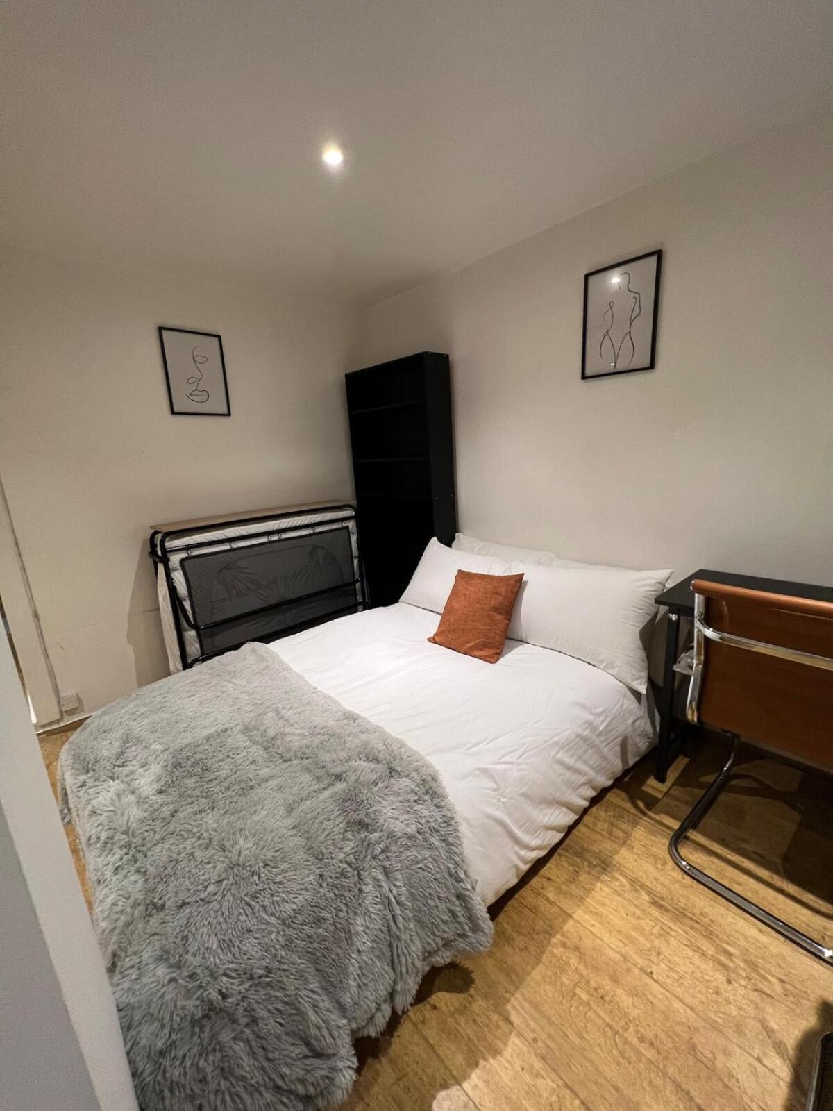 2Bed Stratford Apt With Easy Access To Central London, O2, Excel, Parking Nearby Екстериор снимка