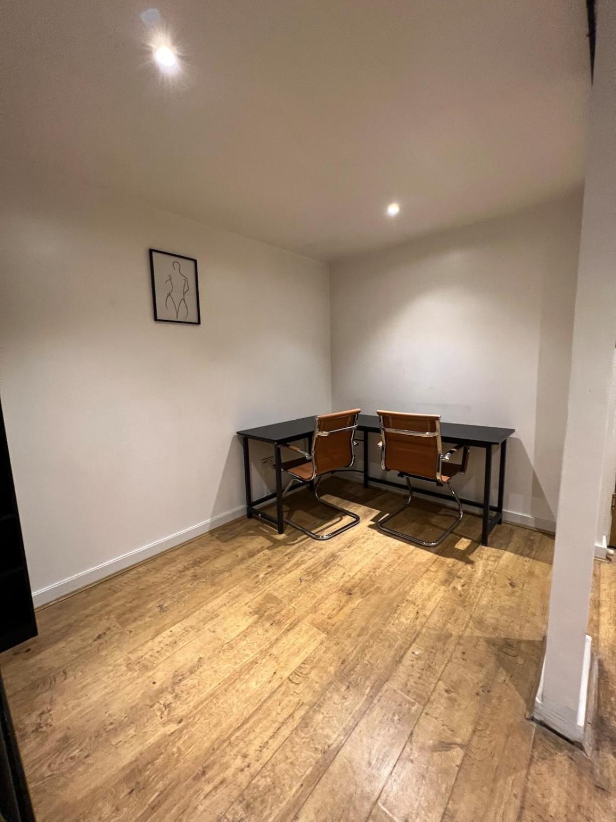 2Bed Stratford Apt With Easy Access To Central London, O2, Excel, Parking Nearby Екстериор снимка